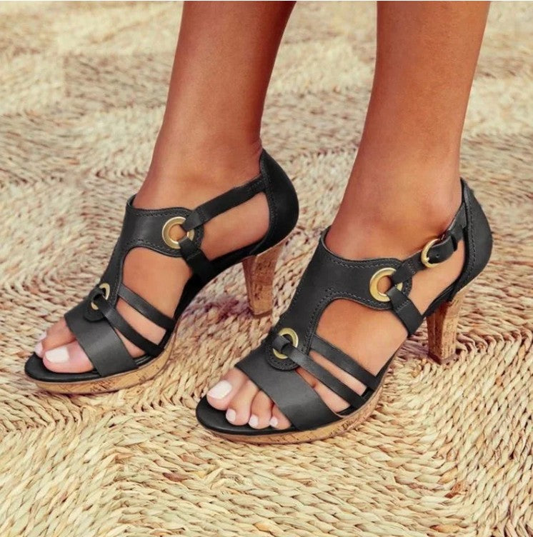 Vivia™ Comfortable sandals with heels