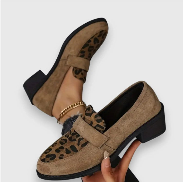 Lucinda - Elegant Leopard Print Loafer