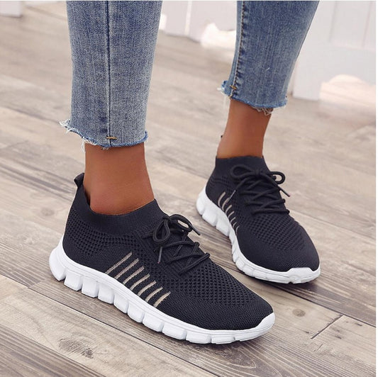 Mena - Vibrant sneakers