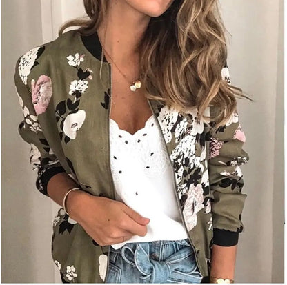Hazel – Bomber Jacket with Trendy Floral Print